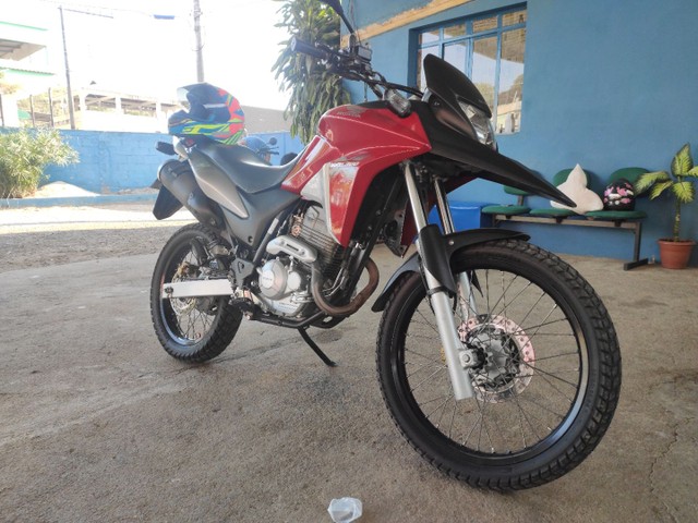 XRE 300 2015