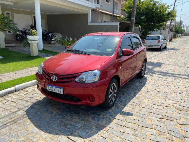 TOYOTA ETIOS 1.5 XS HATCH 2016
