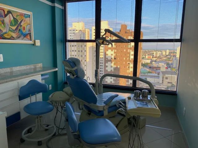 Sala comercial com consultório odontológico/ortodôntico