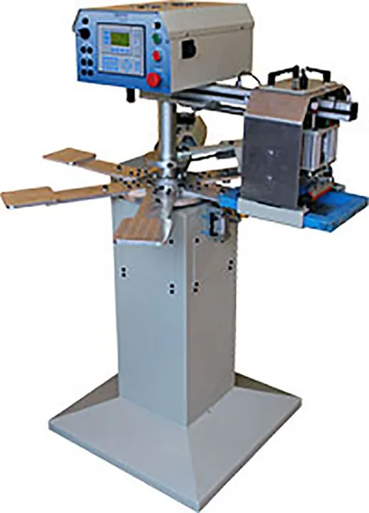 Máquina carrossel estampar etiqueta