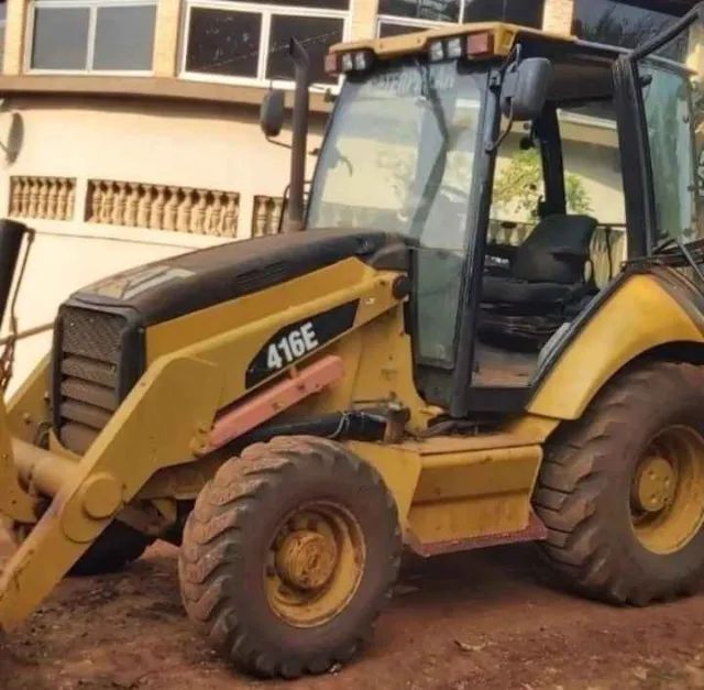 retroescavadeira caterpillar 416 e ano 2015 - Foto 4