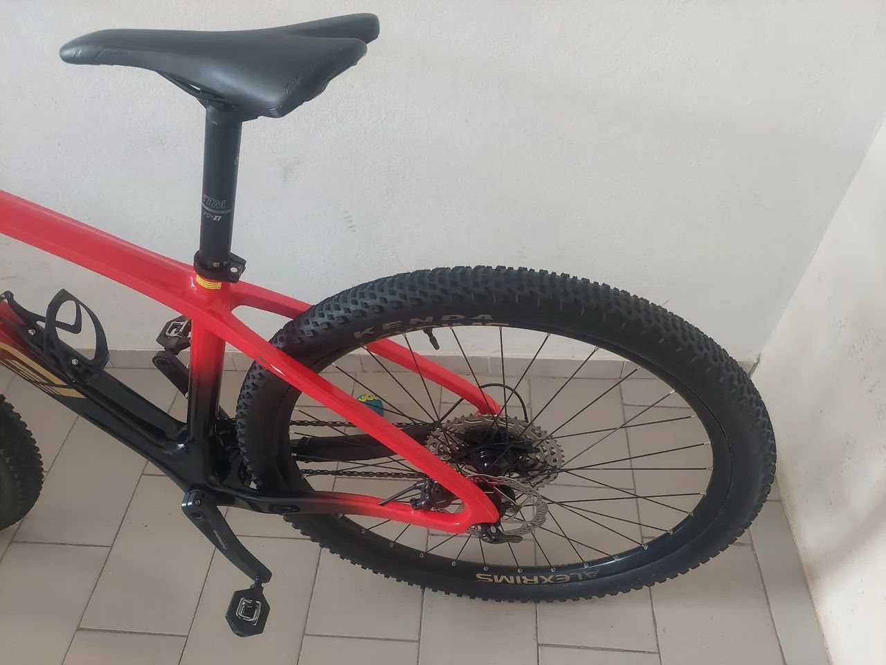 Bicicleta de montanha em carbono - Foto 4