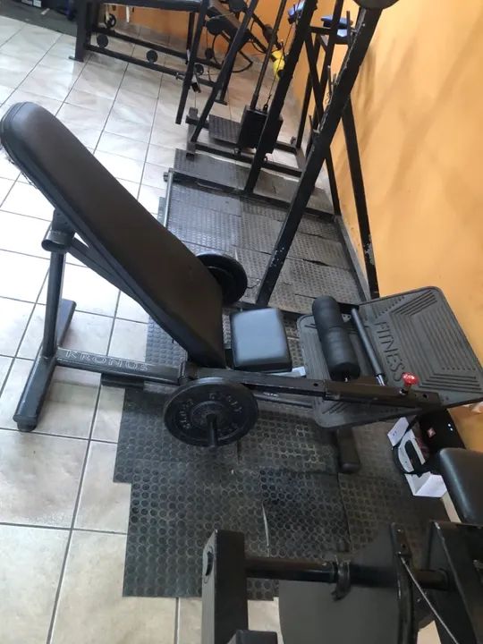 Aparelhos de Musculação  - Foto 4