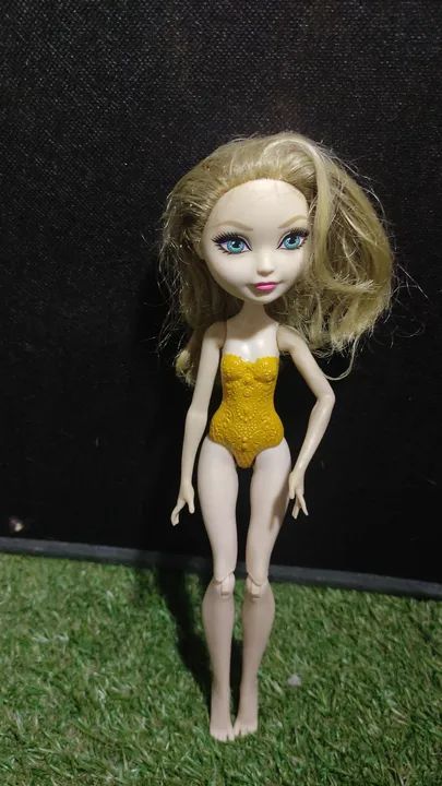 Boneca Ever After Hight ( Apple White) - Foto 4