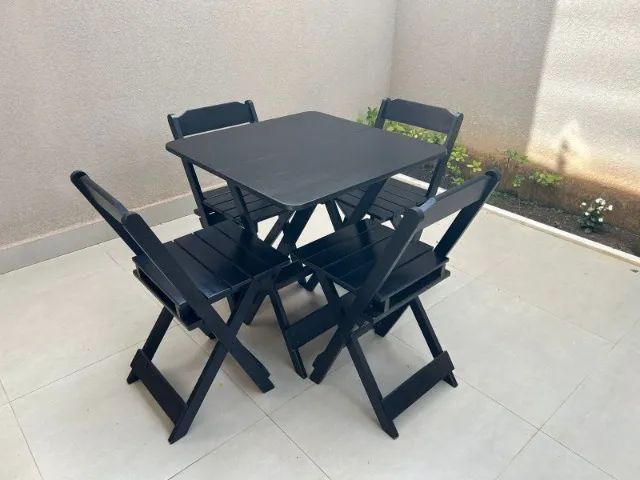 Conjunto Mesa Dobrável 70x70 com 4 Cadeiras Preta