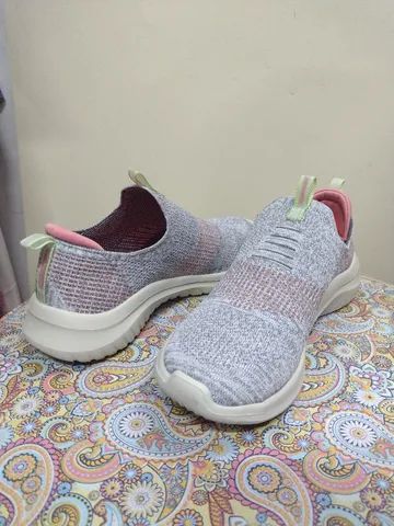 Tênis Skechers Stretch n.37 em ótimo estado de conservação - Foto 4