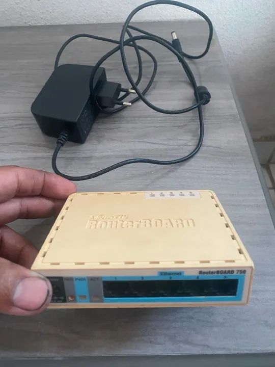 Roteador MikroTik RouterBoard
