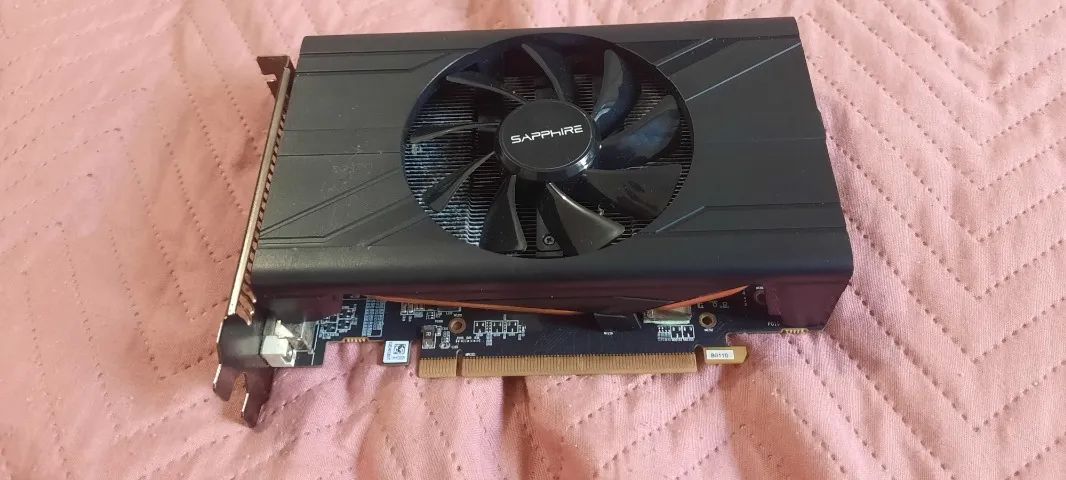 PLACA DE VIDEO SAPPHIRE PULSE.