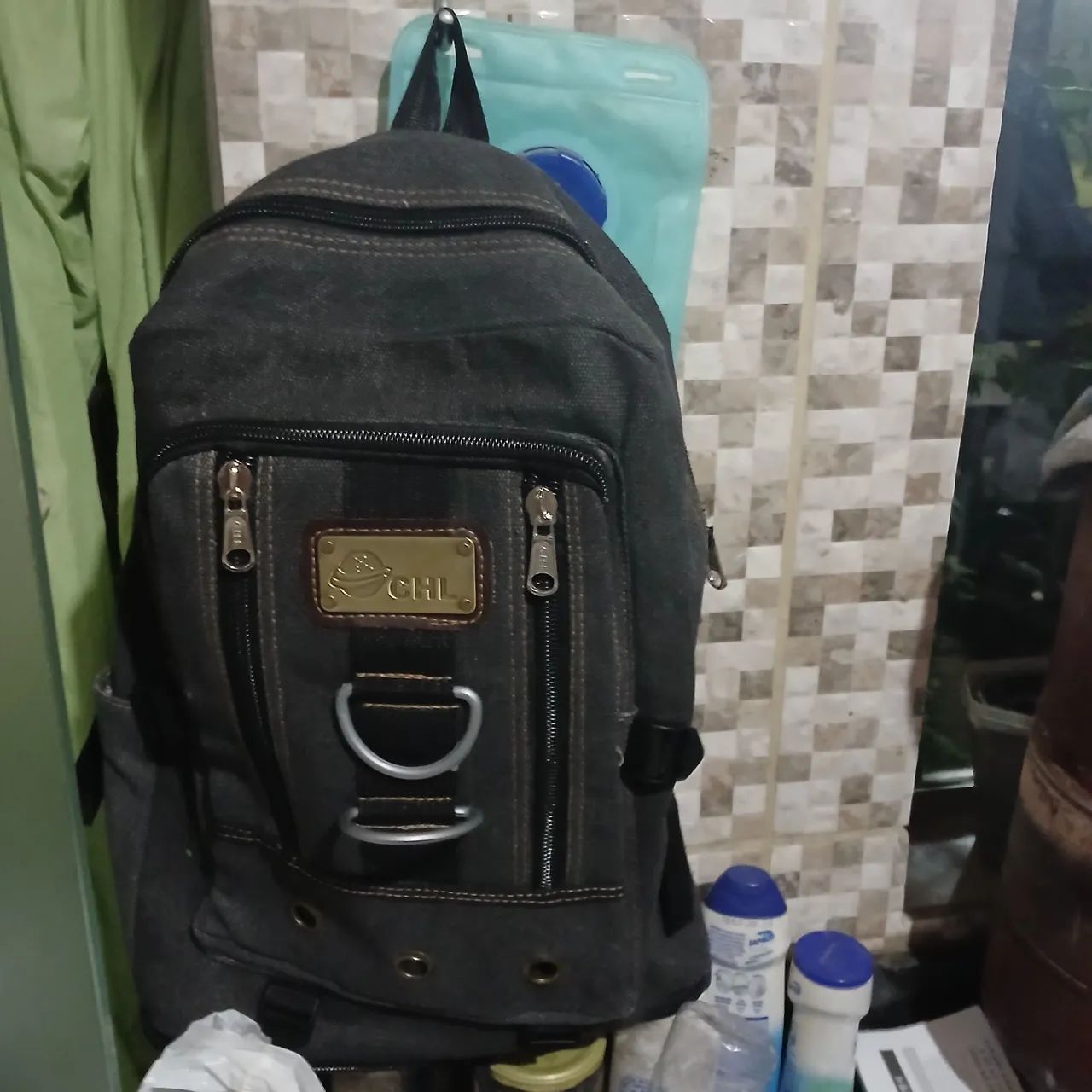 Mochila de lona semi nova - Foto 2