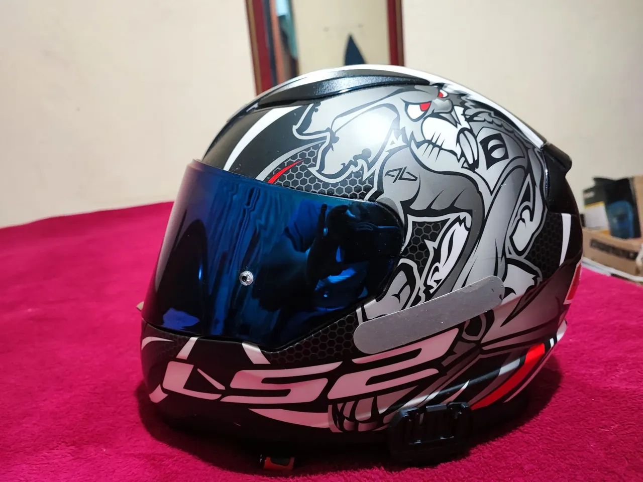 Capacete LS2 Alex Barros com viseira azul
