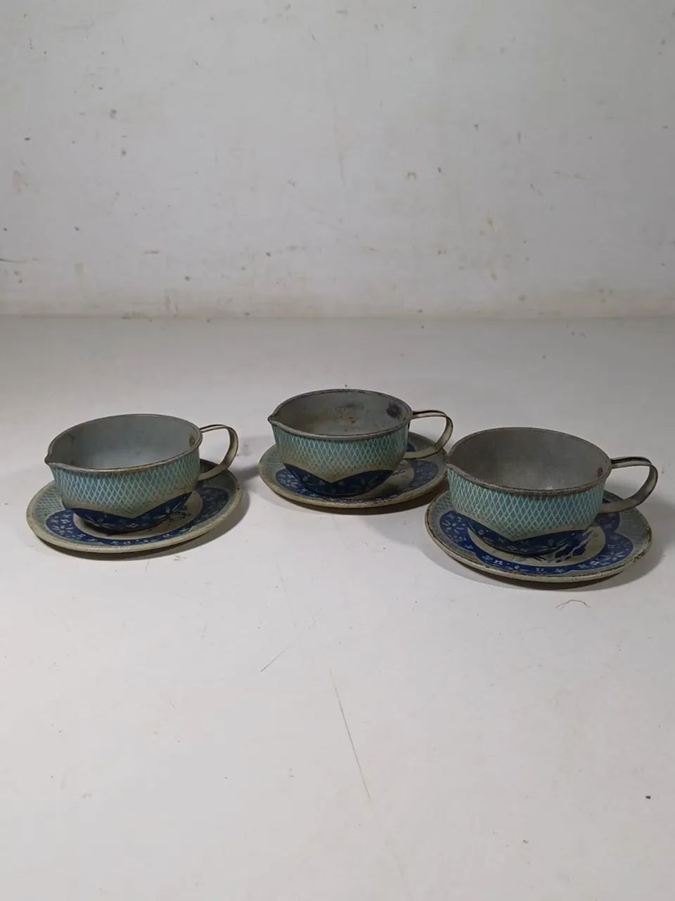 Conjunto de Chá de Brinquedo em lata anos 60 