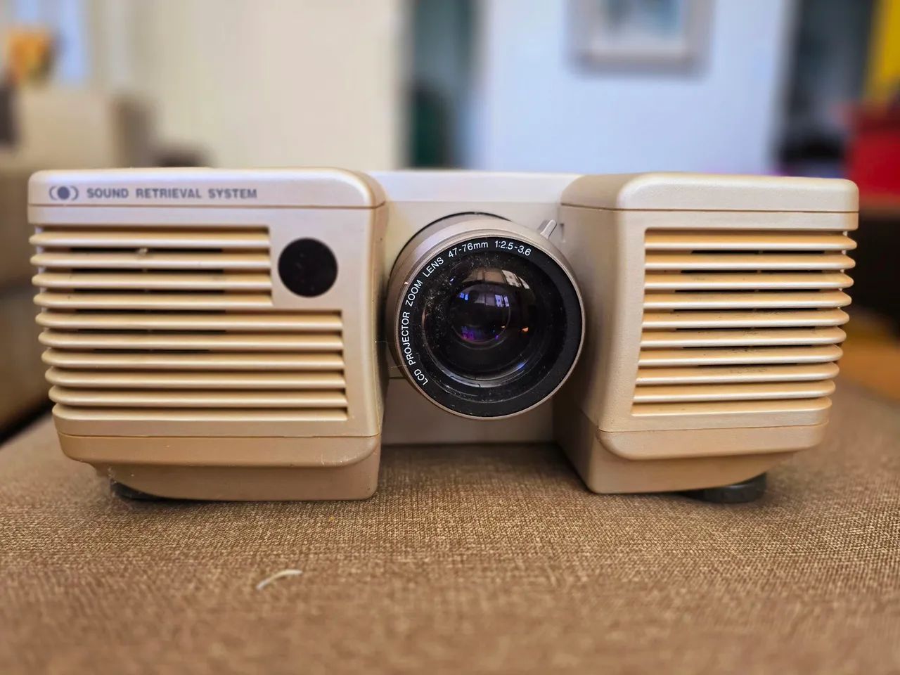 Projetor SHARP XV-Z1U de cristal liquido