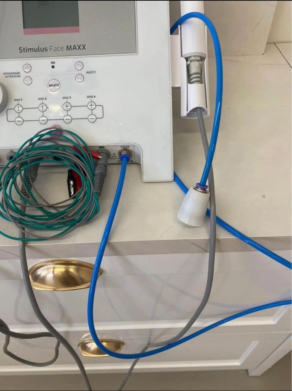 Vendo aparelho para estética Stimulos face max , o mais completo da HTM.  - Foto 5