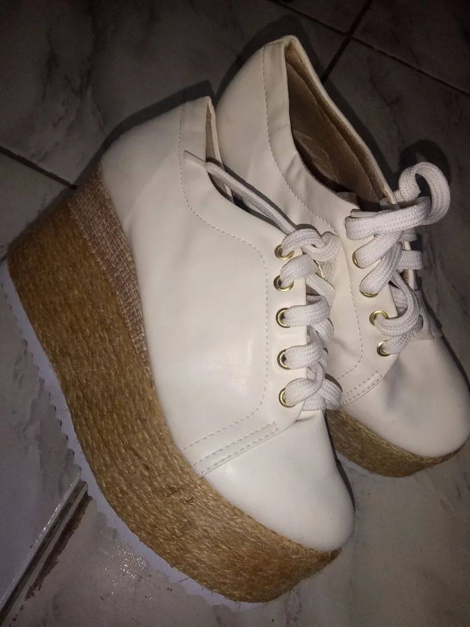 Sapato Plataforma Branco Feminino - Tamanho 37 - Foto 3