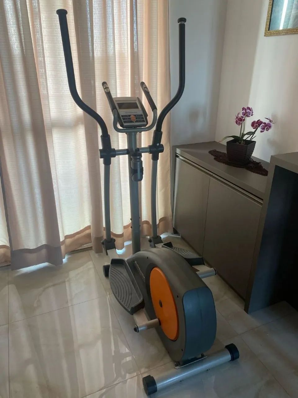 Elíptico Athletic Advanced 460EP - Foto 4