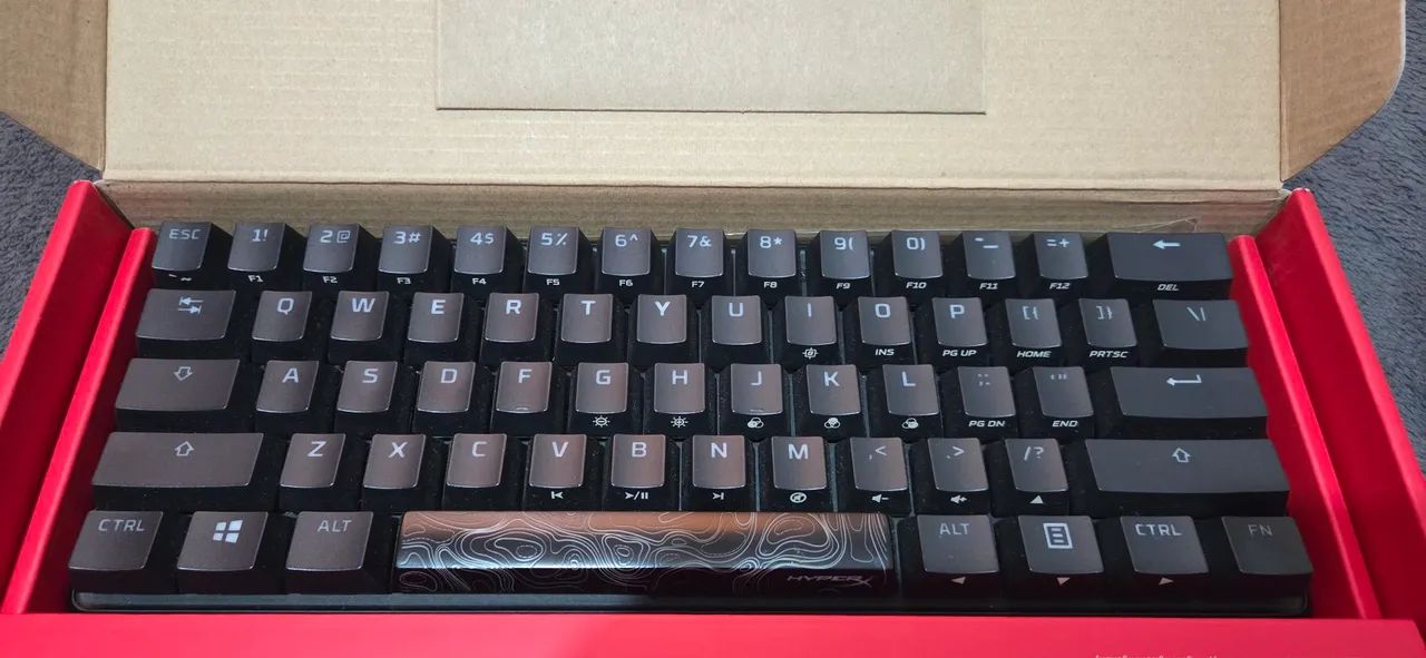 Teclado Mecânico HyperX Alloy Origins 60