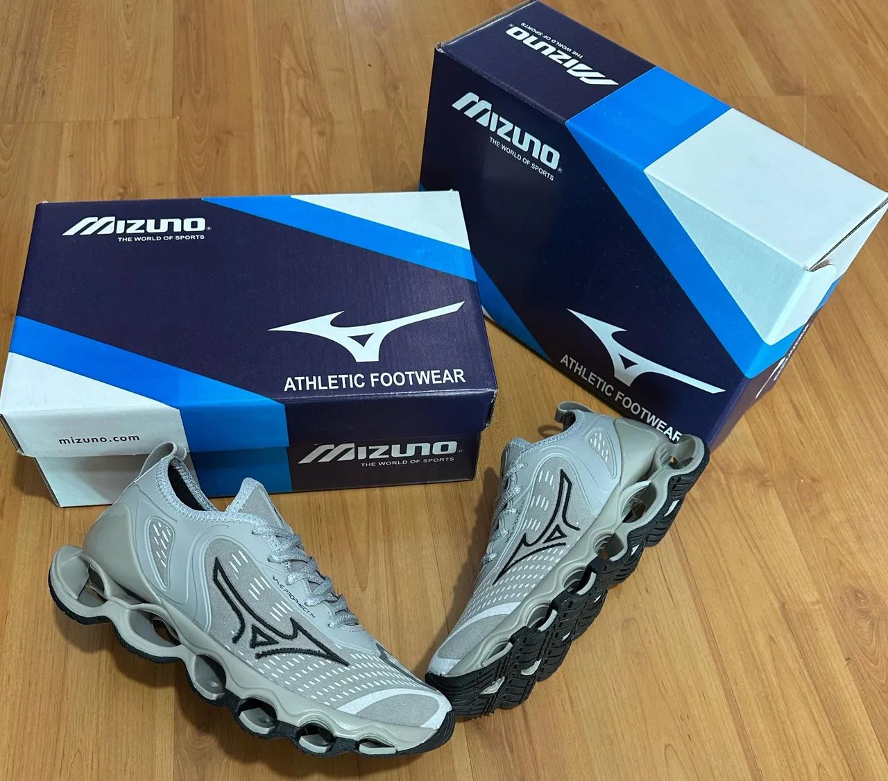 Tênis Mizuno Wave Prophecy 14 - Bege - Foto 4