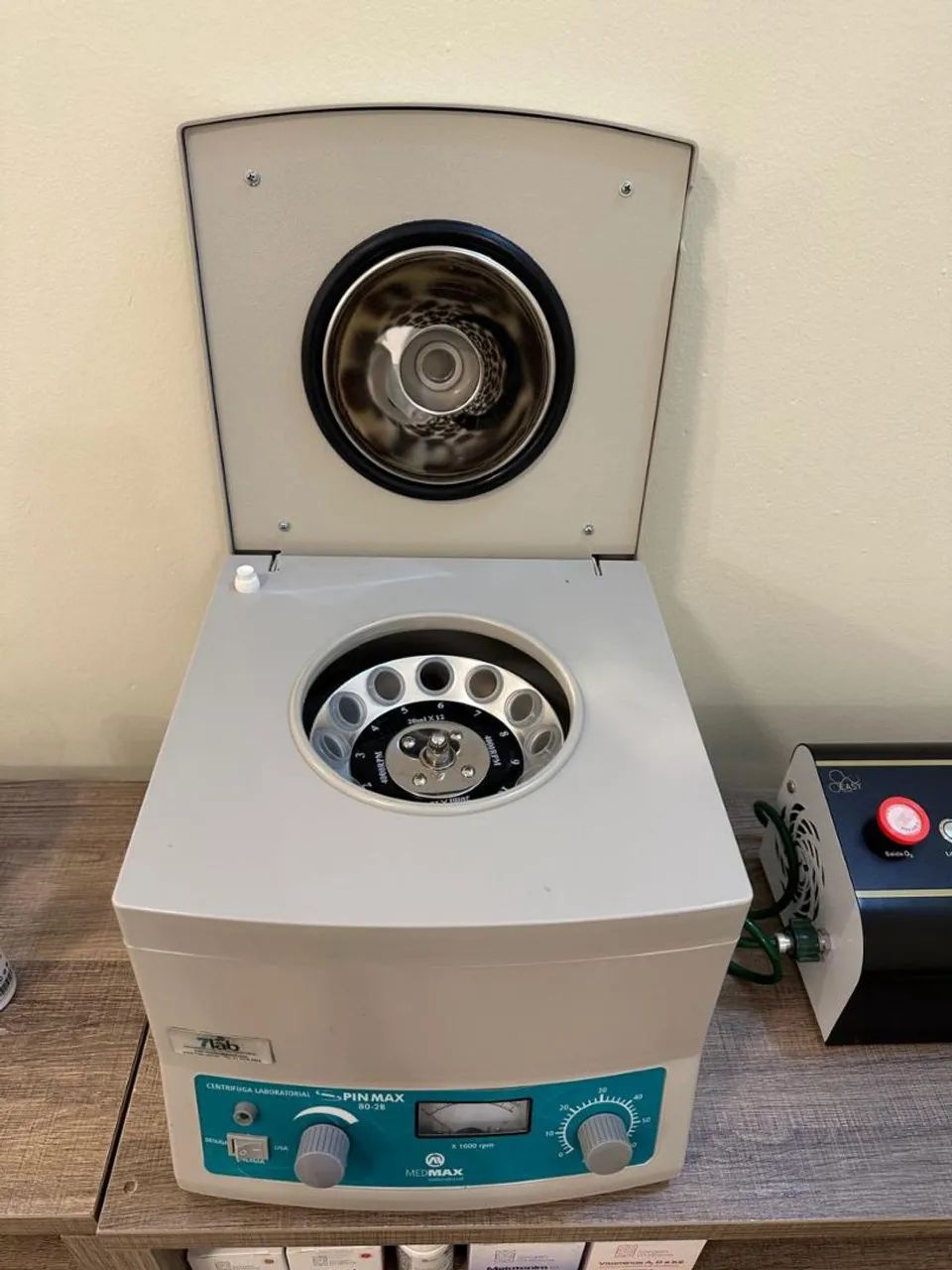 Centrifuga de sangue para PRP . - Foto 3