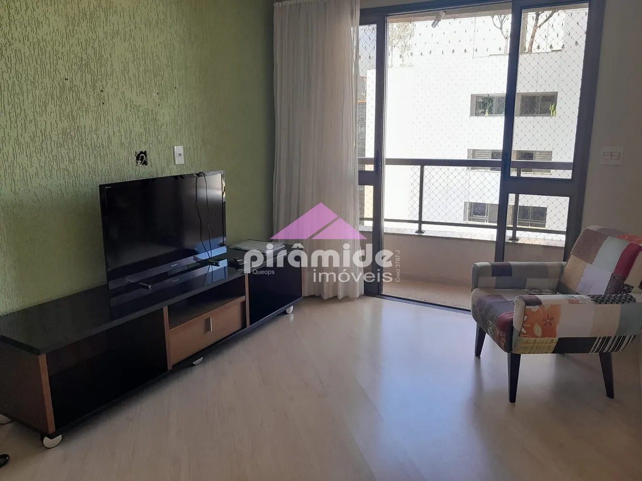 Apartamento para venda e locação, Parque Residencial Aquarius, São José dos Campos, SP
