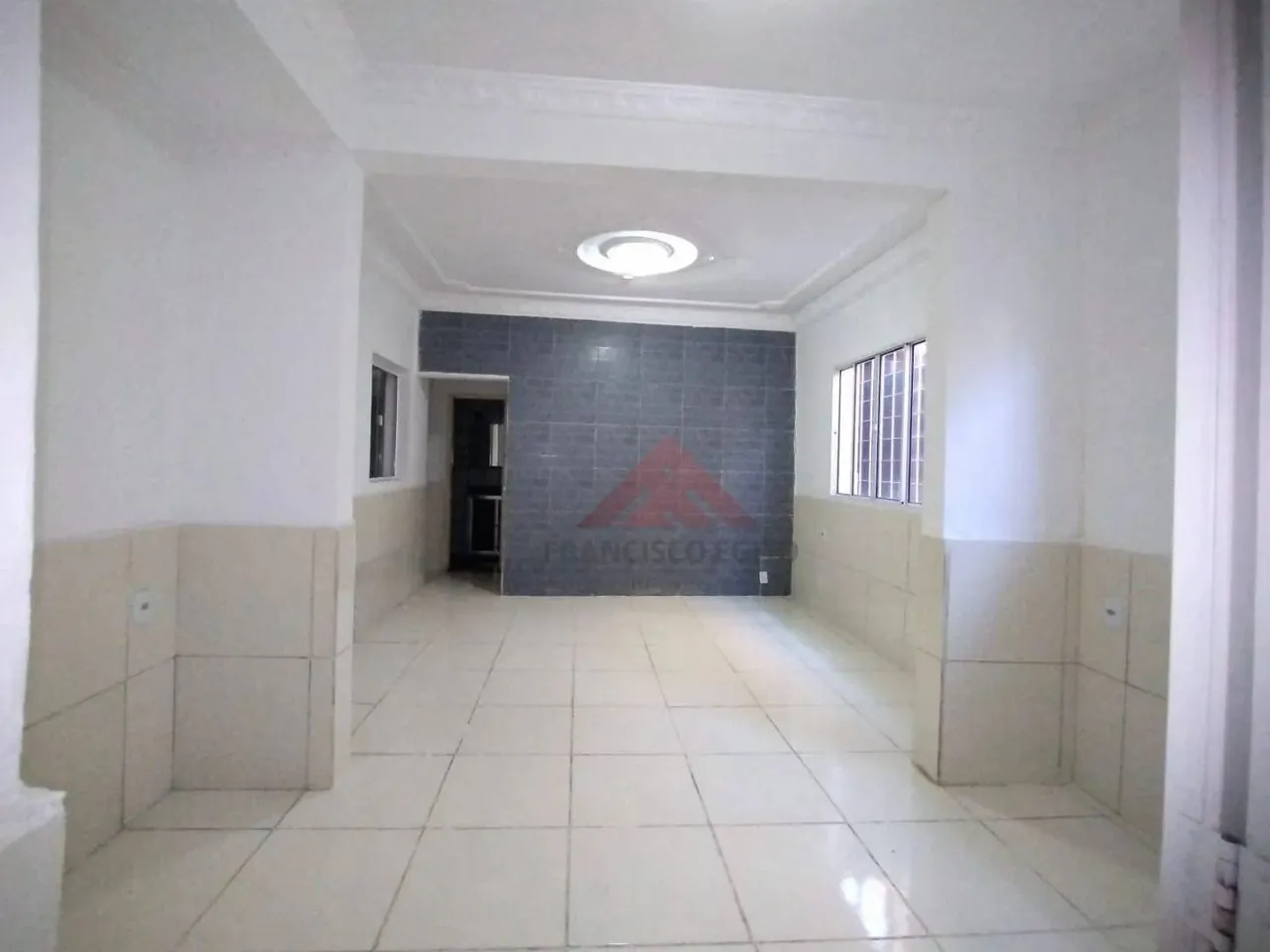 Apartamento com 2 quartos para alugar, 70 m por R$ 1200 mês - Barreto - Niterói/RJ