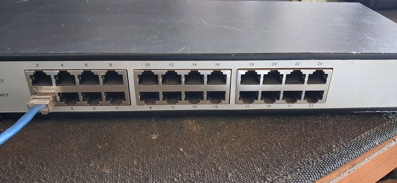 Switch de Rede Pacific Network 24 Portas 10/100Mbps - Foto 3