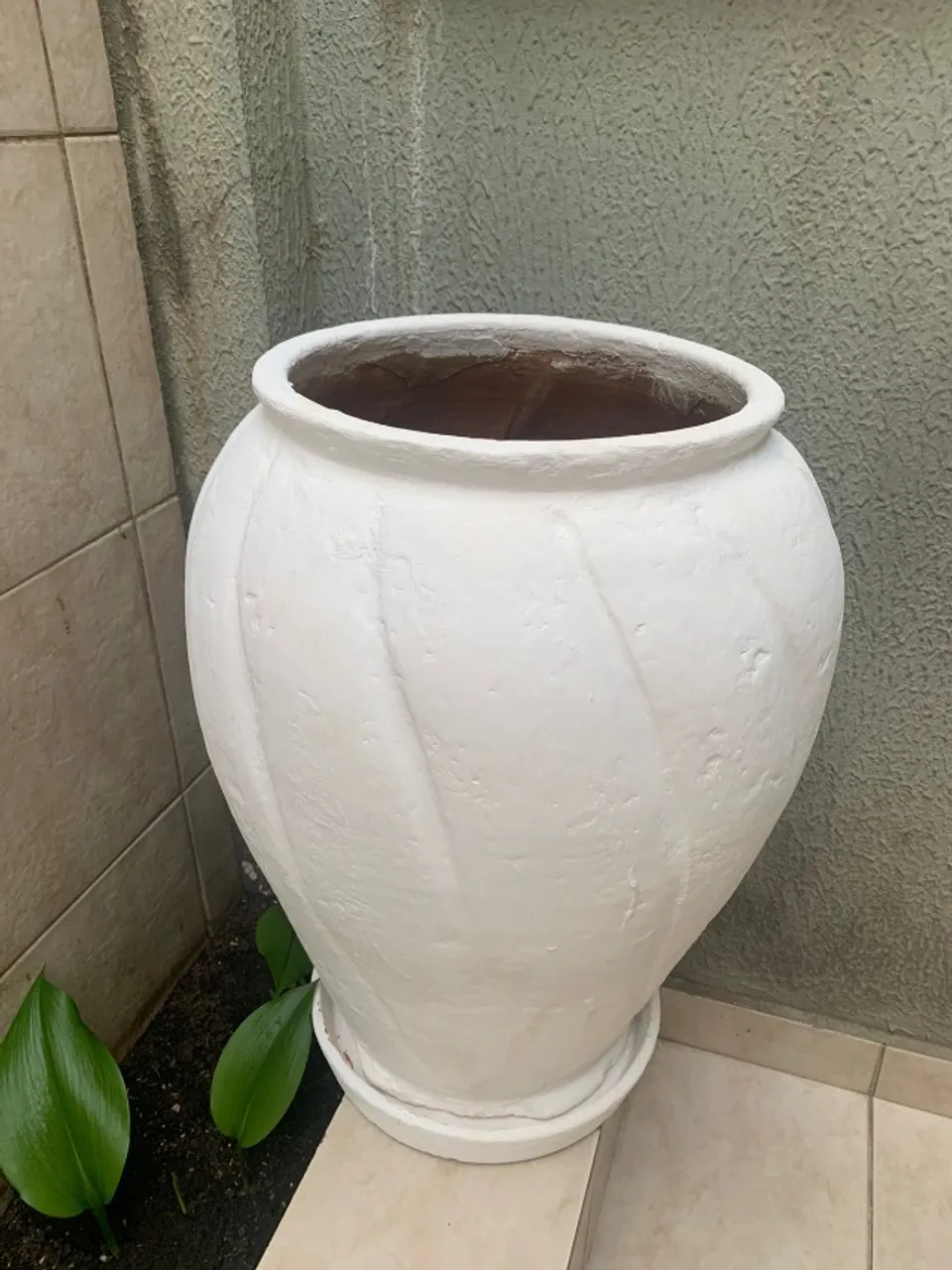 Vasos de concreto e cerâmico