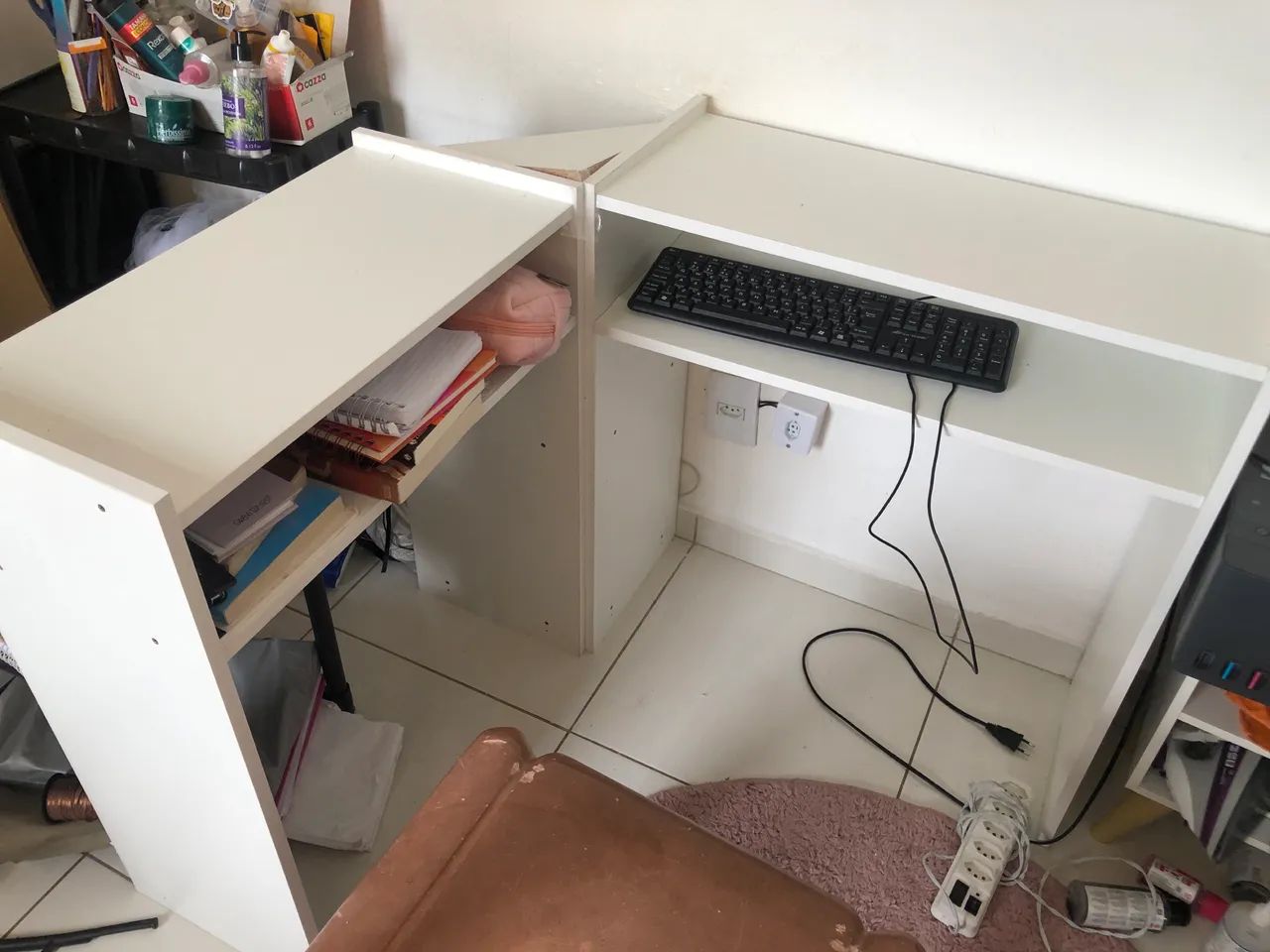 Mesa escrivaninha