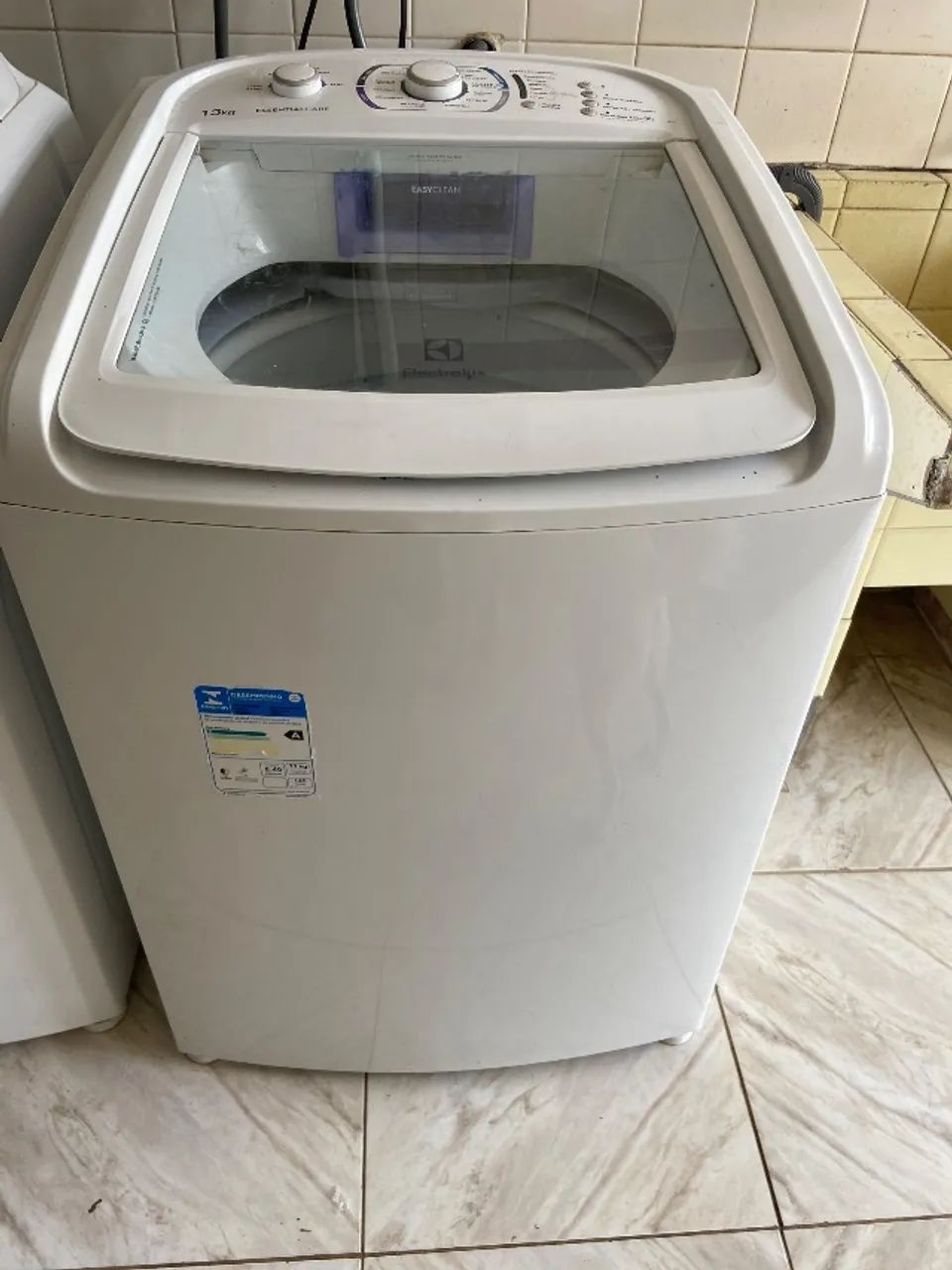 Máquina de lavar essencial care eletrolux 13kg