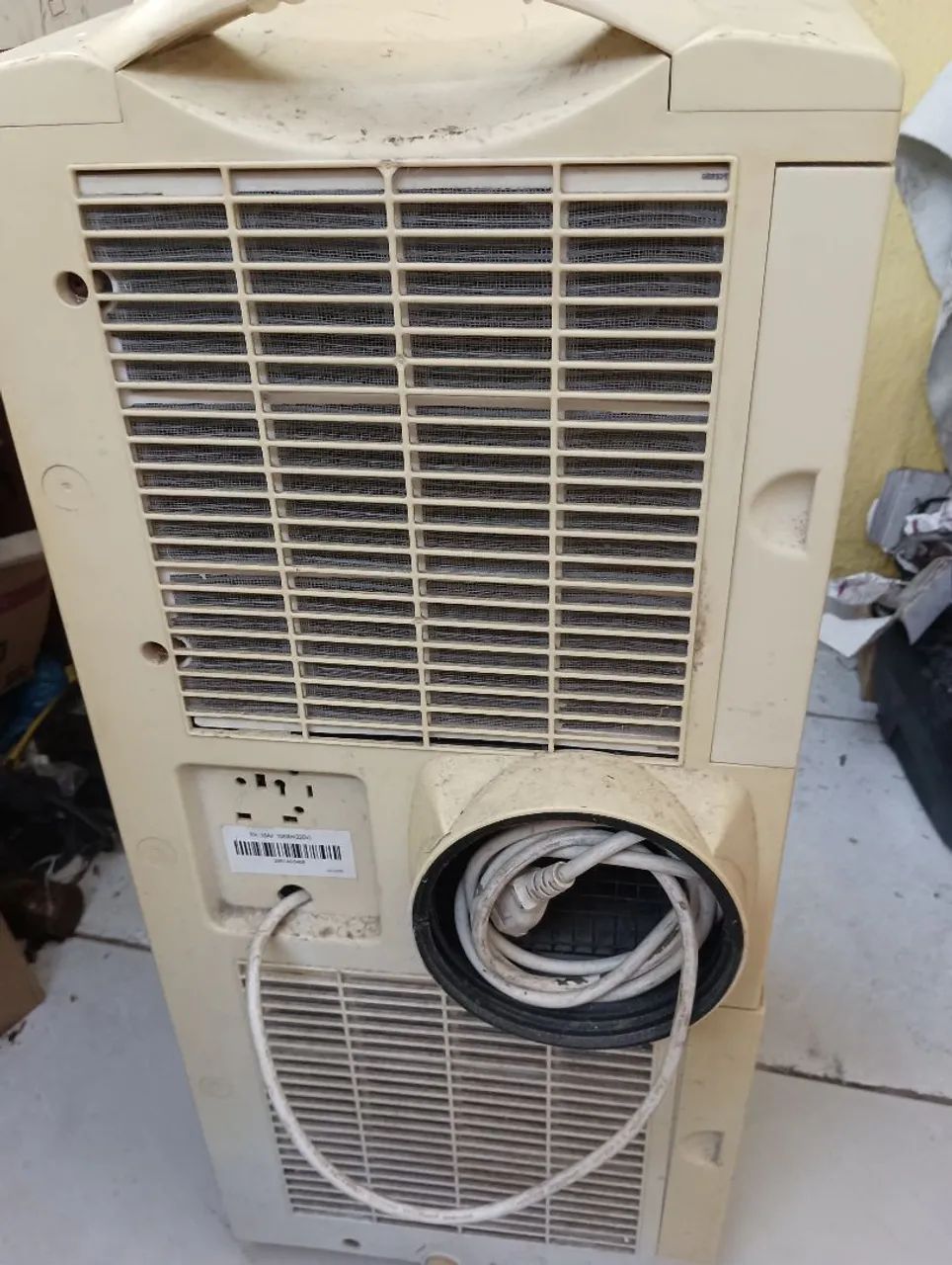 Ar-condicionado portátil com defeito64312217503873121