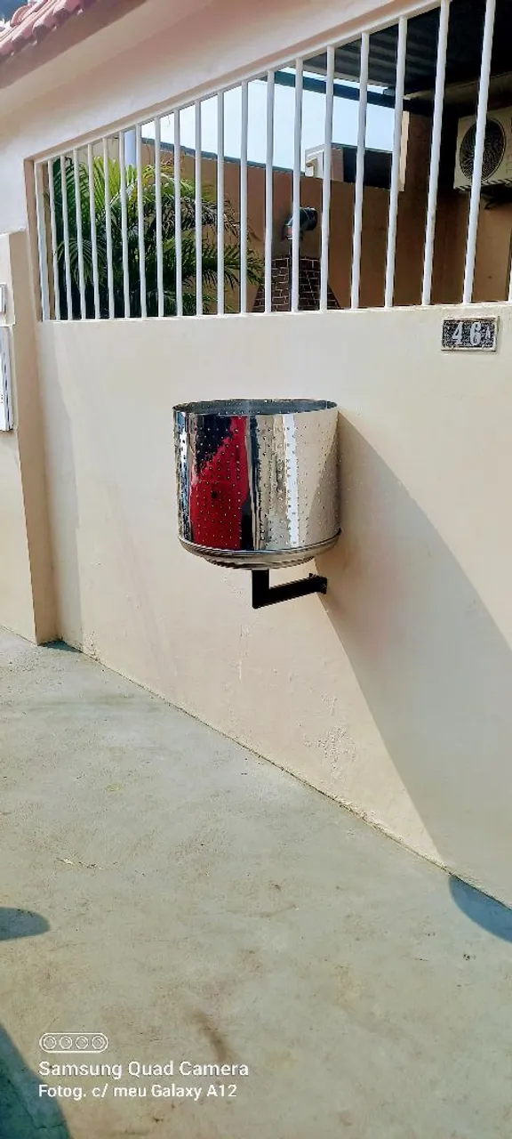 Lixeira de inox com entrega e instalação