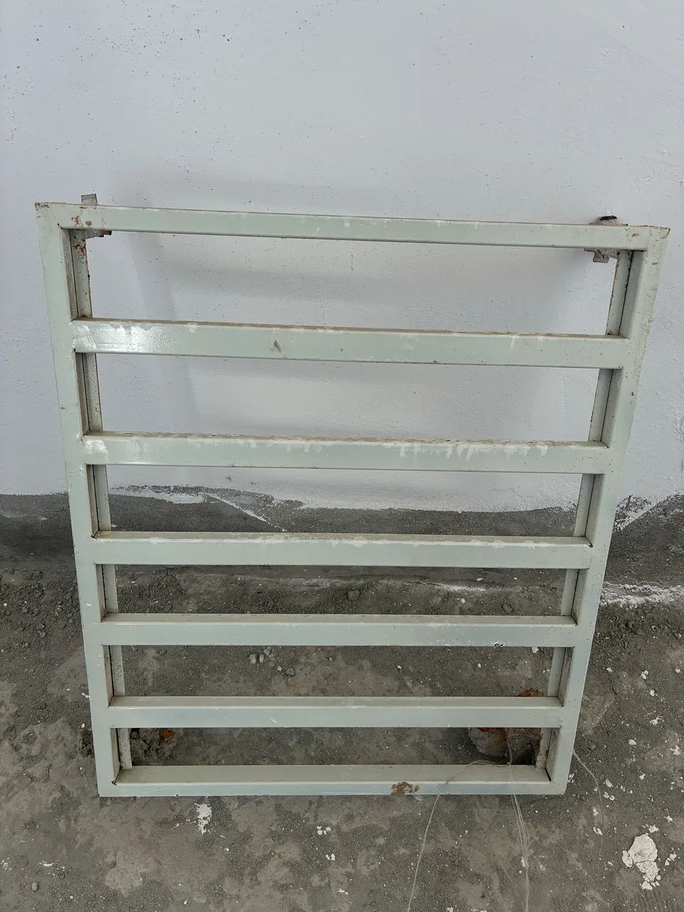 Vende-se grade