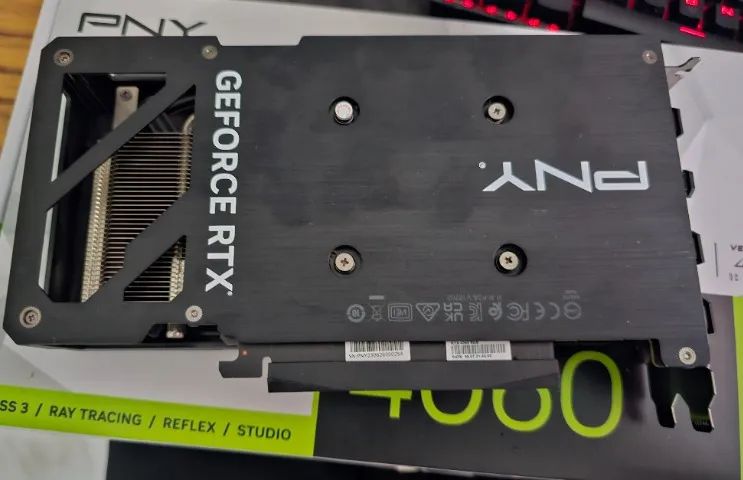 RTX 4060 VERTO PNY, 8GB GDDR6 - VCG40608DFXPB1 - Foto 3