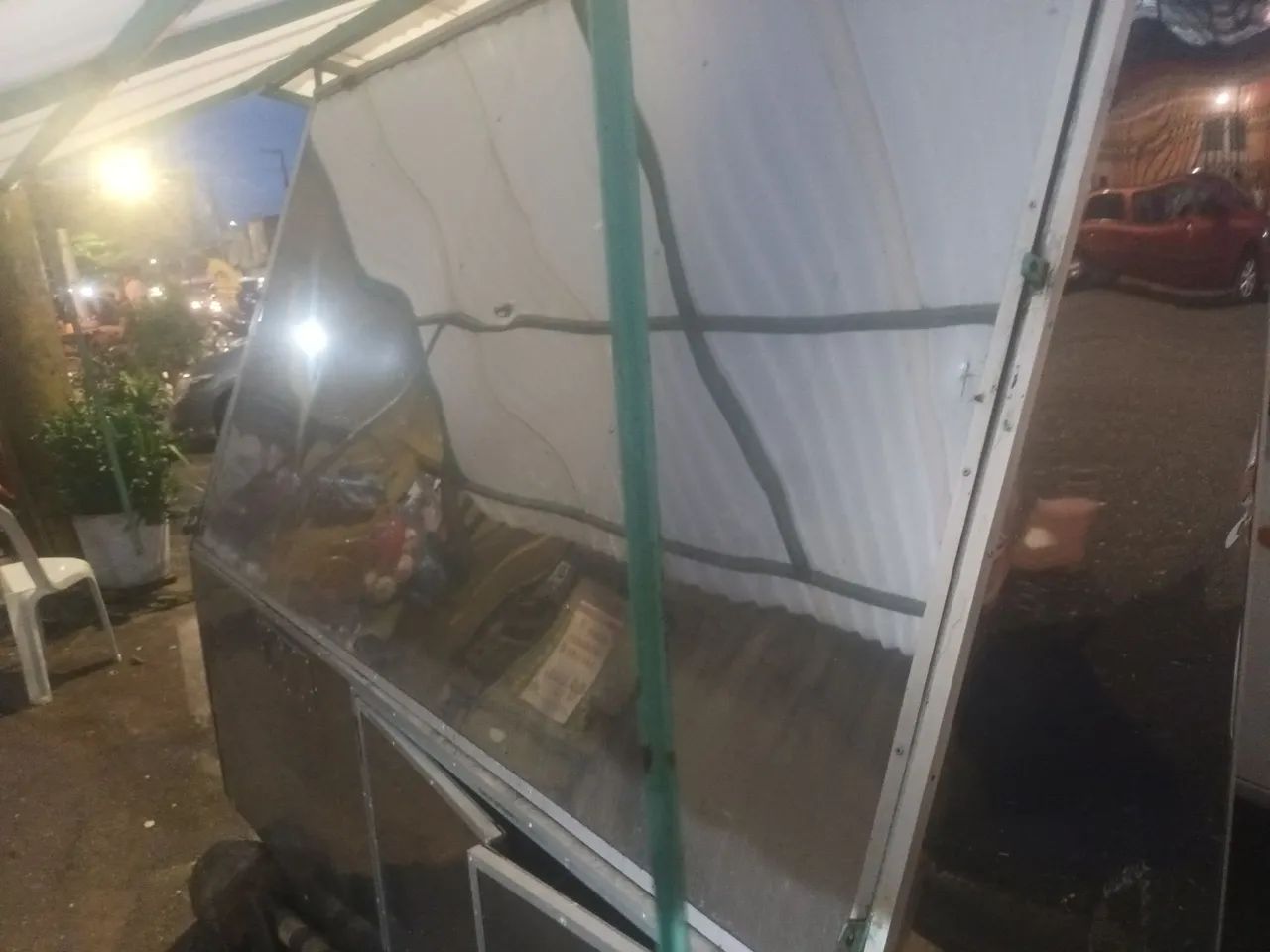 Vendo ou troco por moto o carrinho tá completo zap *1