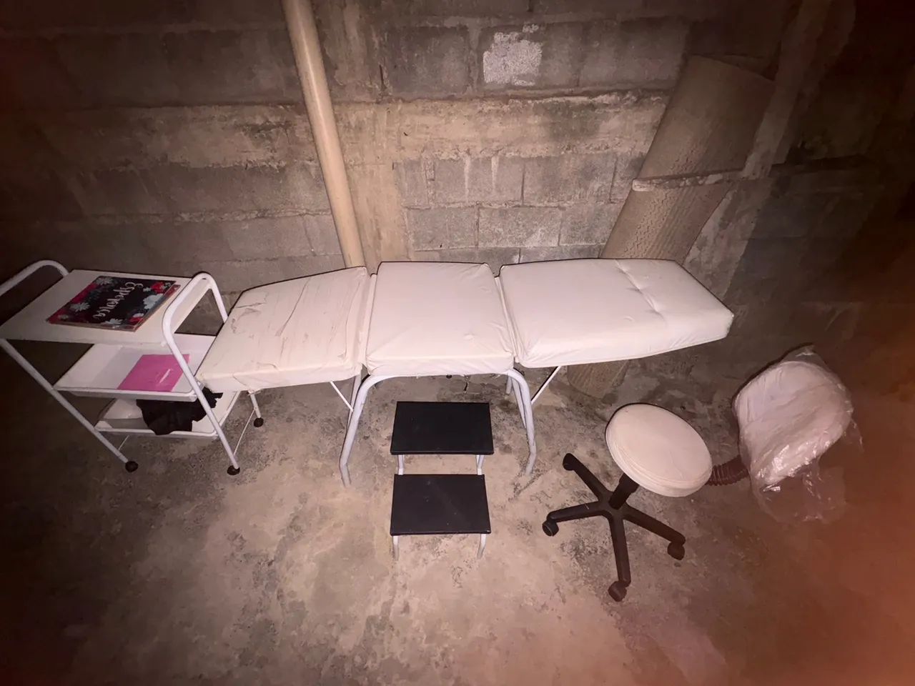 Maca mocho escadinha e carrinho auxiliar Kit estetica