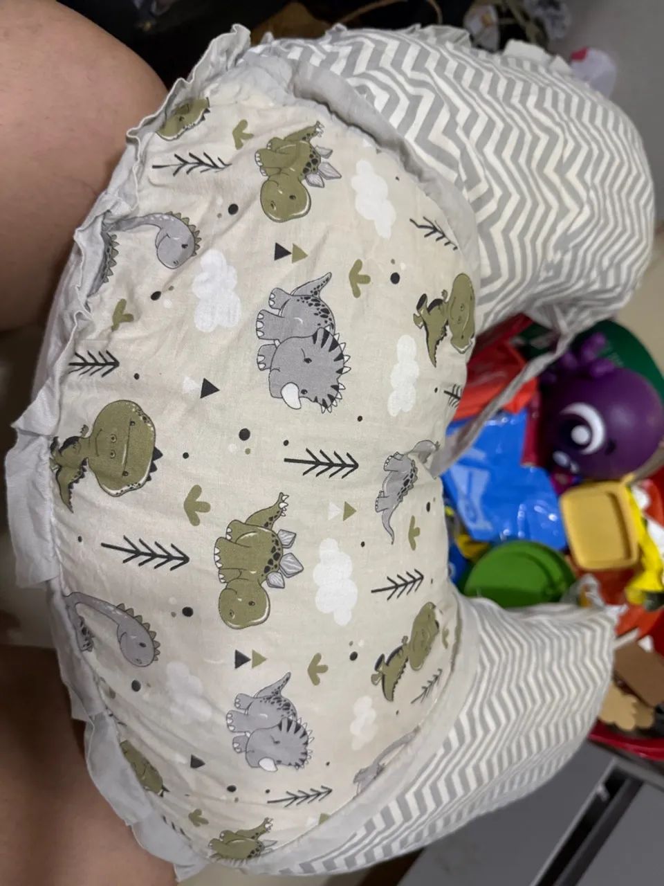 Ninho redutor de berço para bebê e almofada de amamentação! Novinho. - Foto 2