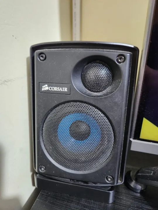 Caixa de som 2.1 Corsair com subwoofer - Foto 3