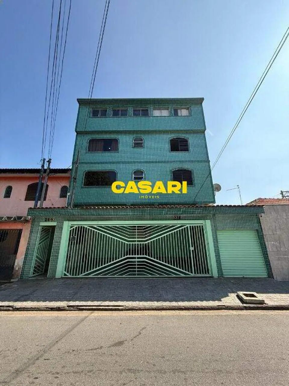 Prédio à venda com 3 apartamentos e 3 salões comerciais  Excelente investimento - Foto 2