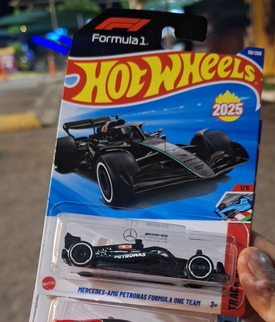 Hot Wheels Mercedes-AMG Petronas F1 2025