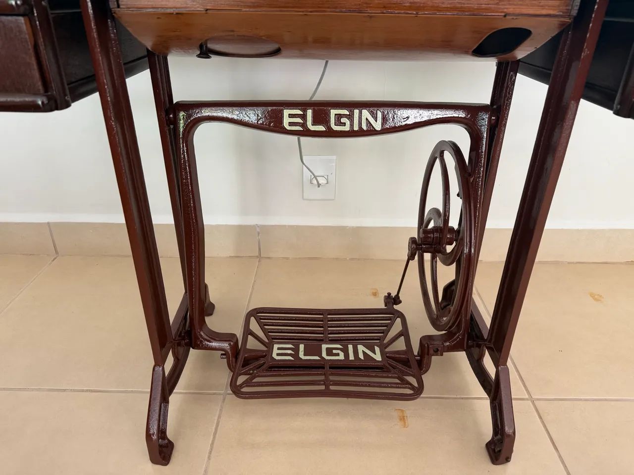 MÁQUINA DE COSTURA RELÍQUIA 64961610344321122