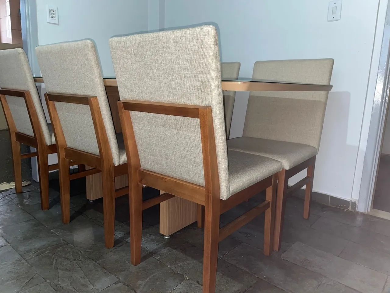 Mesa de Jantar com 6 Cadeiras toda de madeira  - Foto 2