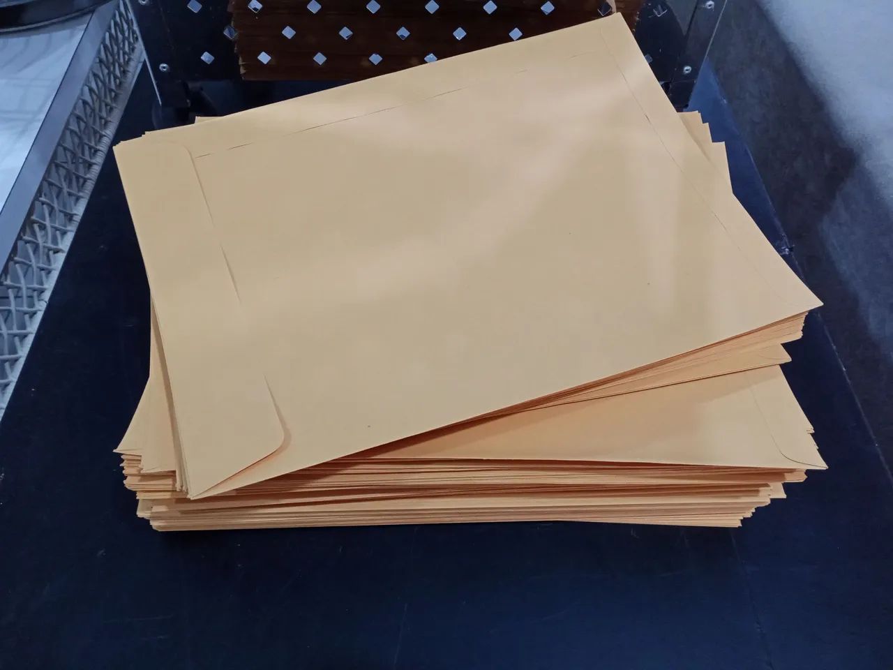 Lote de 250 Envelopes Kraft Ouro