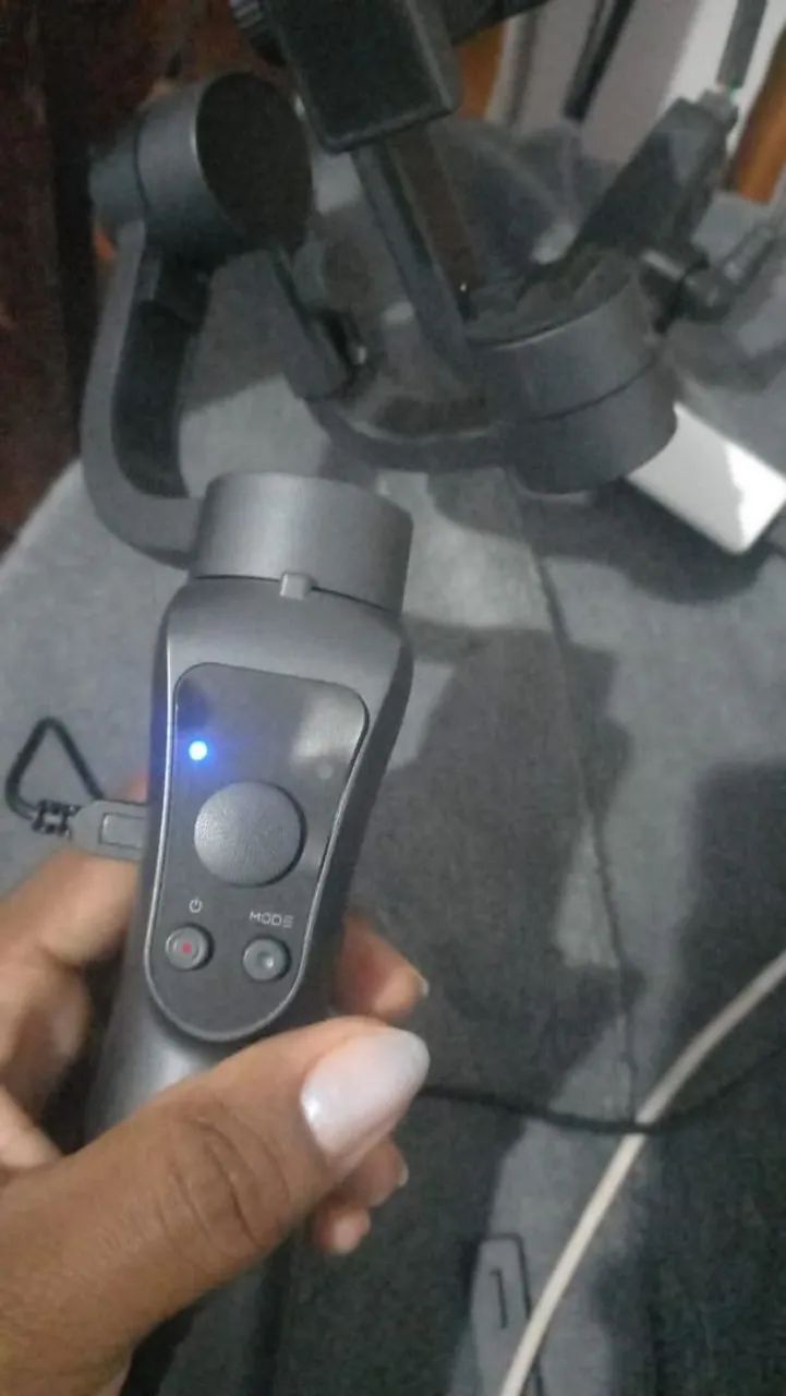 Vendo GYMBAL QUEIMADO, ESTA DANDO SINAL VIDA