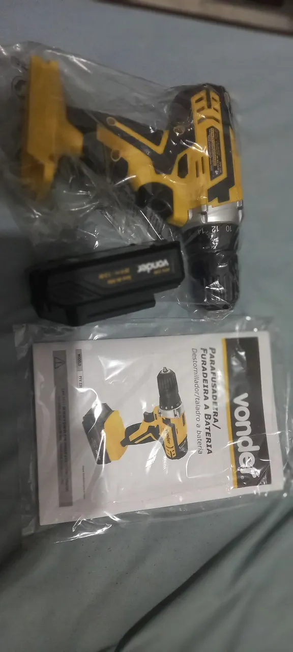 Furadeira/Parafusadeira a bateria Vonder