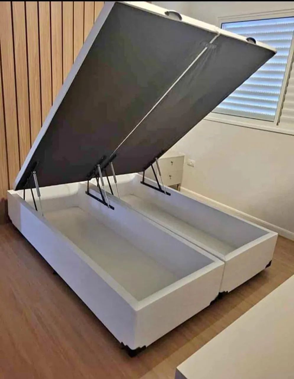 Cama Box com Baú e design moderno