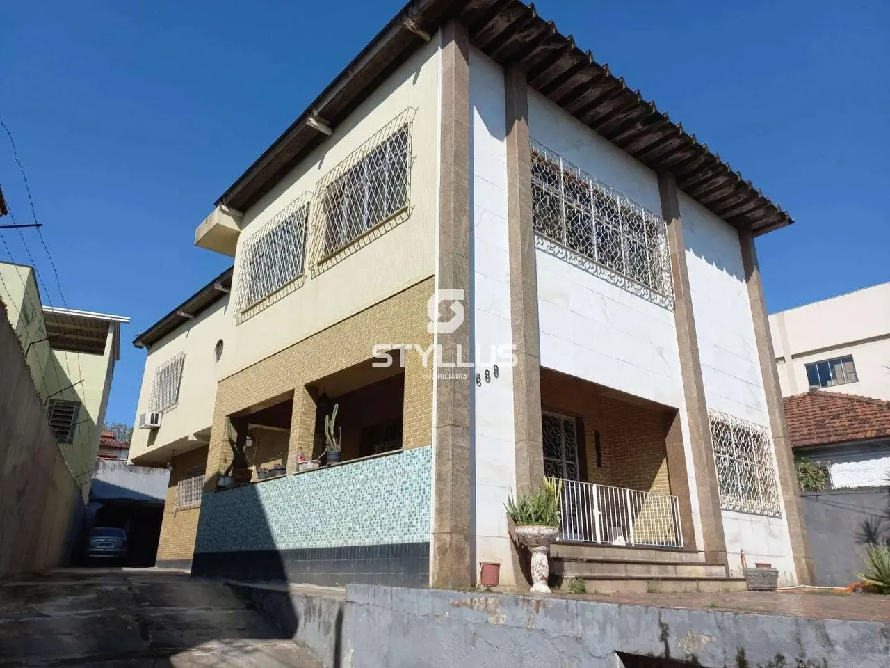 Maria da Graça | Casa 4 quartos, sendo 2 suites