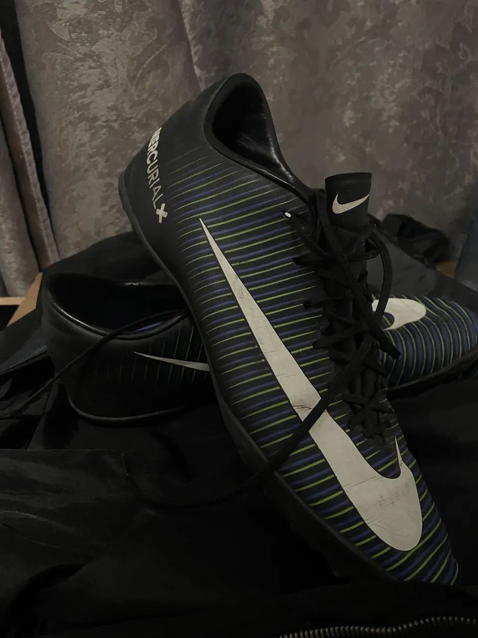 Mercurial x - Calçados Esportivos - Setor Habitacional Contagem