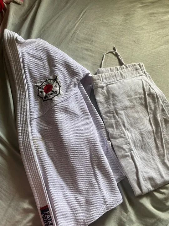 Kimono traçado tamanho 12 anos - Foto 3