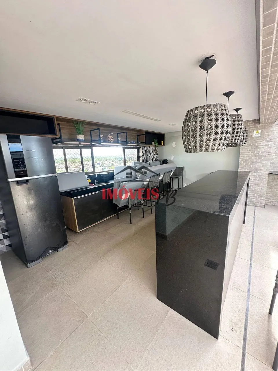 Apartamento mobiliado na praia de Camboinha, com área de lazer na cobertura