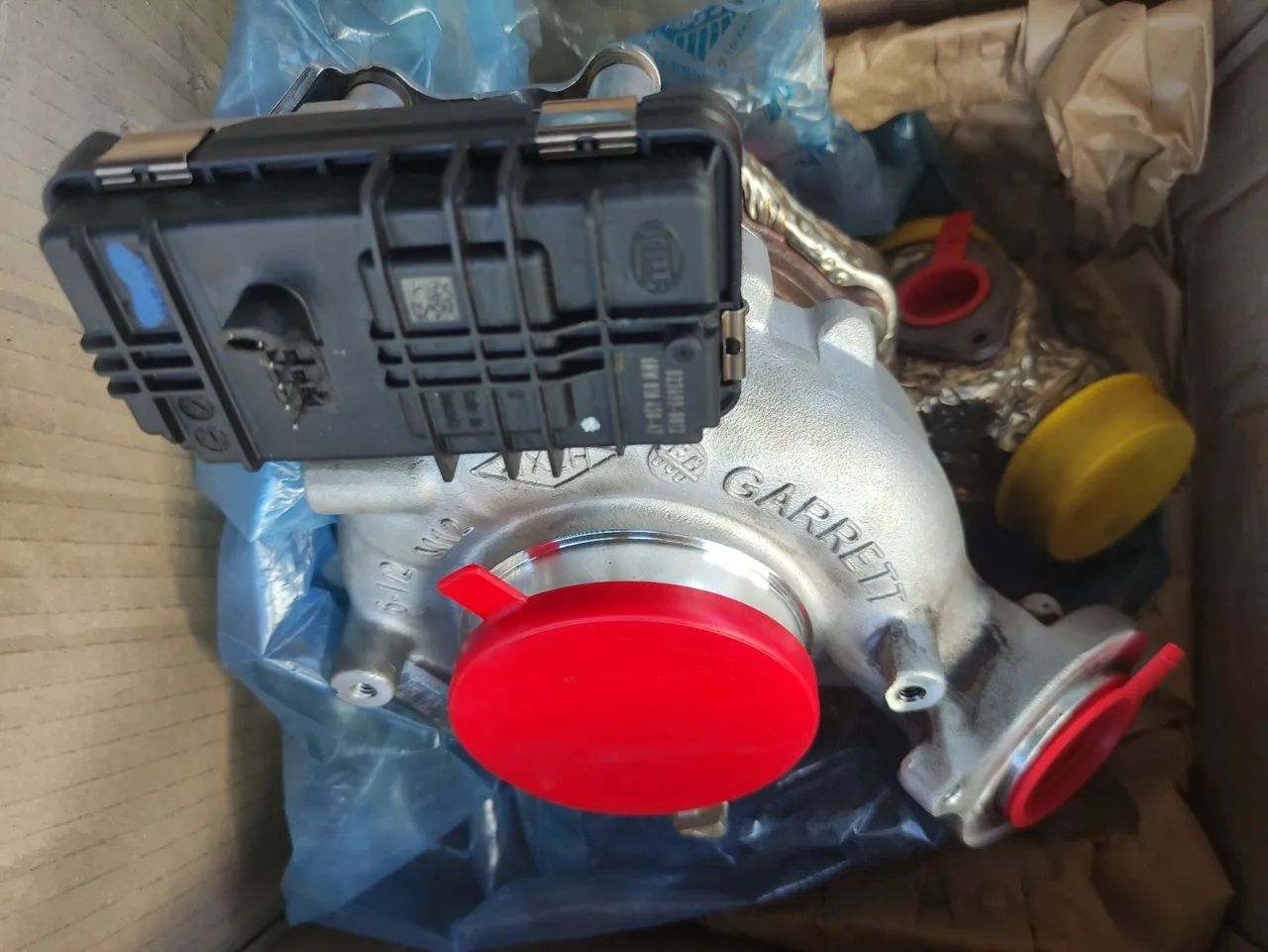 Turbo Compressor Amarok V6 Garrett 6-112 49135-00800 - Foto 4