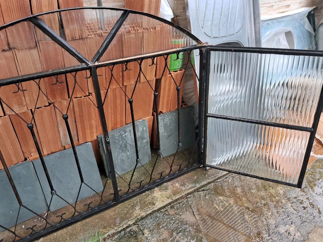 Janela de ferro 1x1,20 - Foto 2